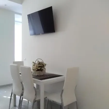 Apartman La Casa Di Ludovica All'appio Latino