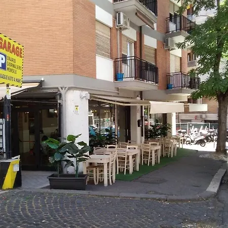 La Casa Di Ludovica All'appio Latino Apartment Rome