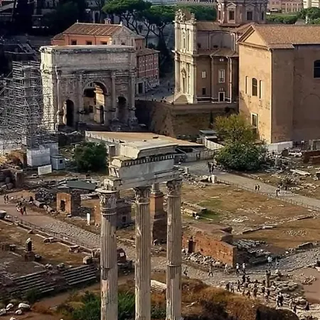 La Casa Di Ludovica All'appio Latino 아파트 *
