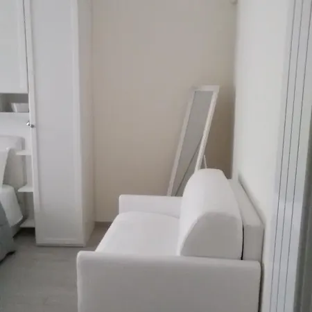 La Casa Di Ludovica All'appio Latino Apartament Rzym